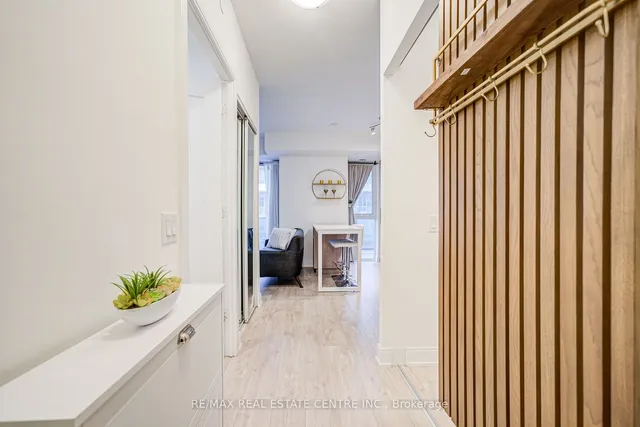 Additional image 8 of 70 Annie Craig Dr Unit 703