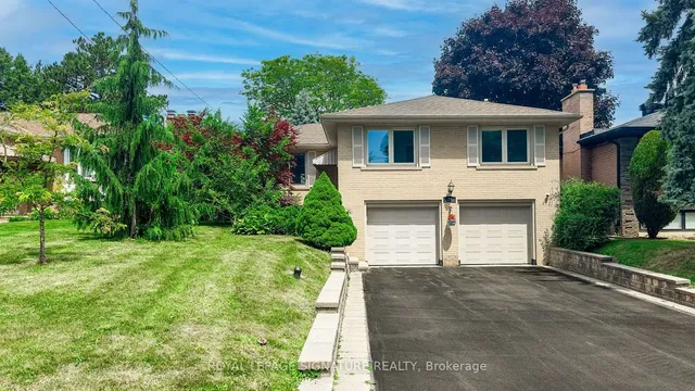 24 Burleigh Heights Dr