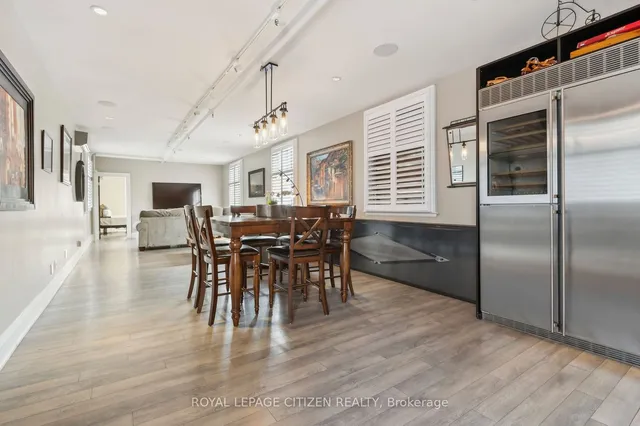 Additional image 14 of 326 Carlaw Ave Unit 201