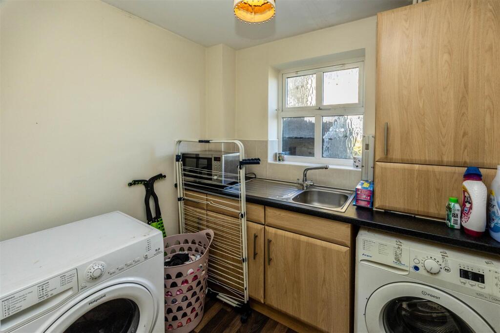 Additional image 4 of James Street, Thornton