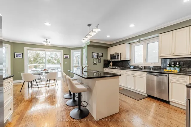 Additional image 11 of 602 Glengrove Ave