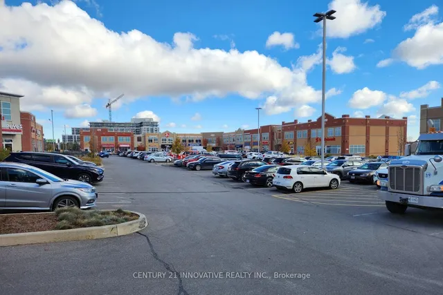 Additional image 39 of 509 Dundas St Unit 106