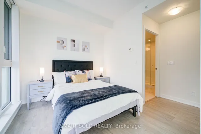 Additional image 16 of 199 Richmond St Unit 1402