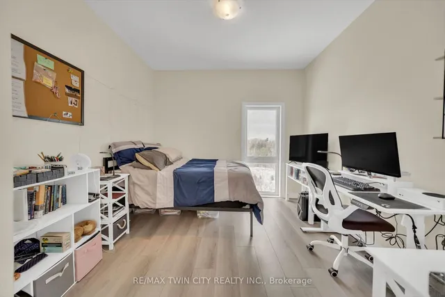 Additional image 30 of 261 Woodbine Ave Unit 50