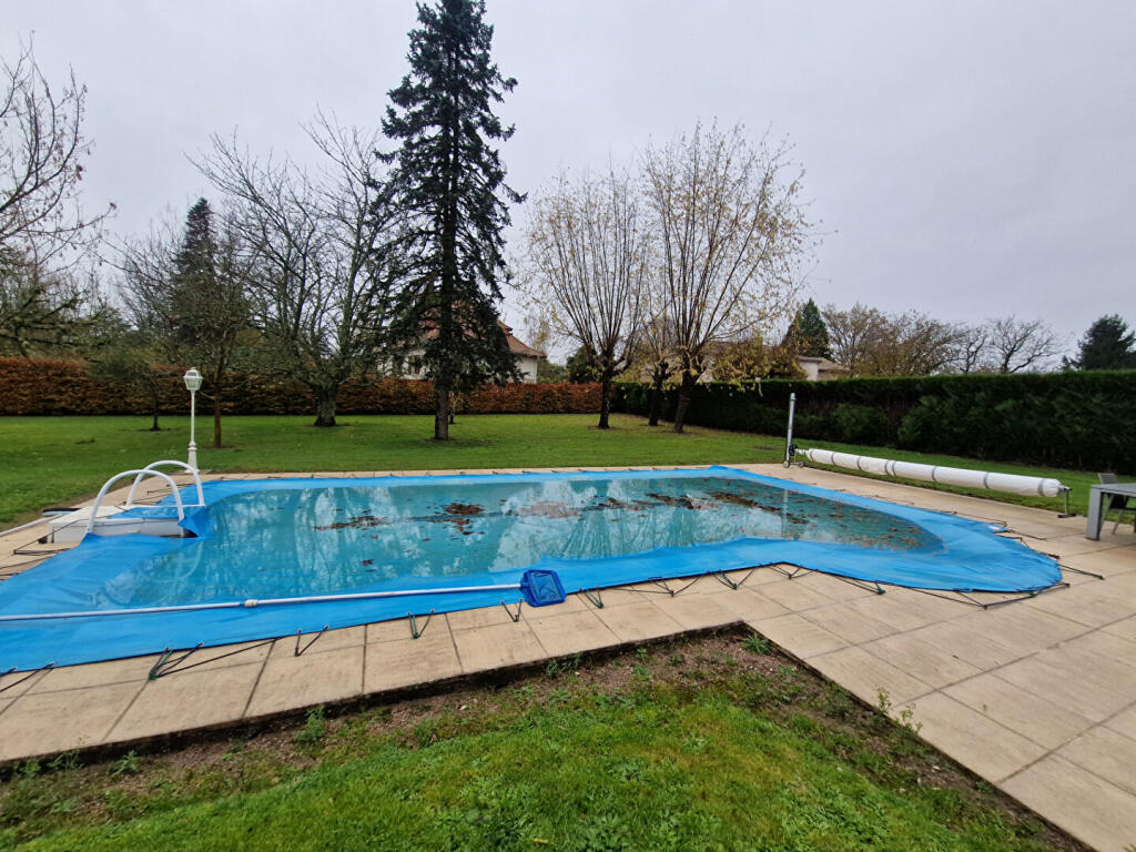 Primary image of Aquitaine, Dordogne, Piégut, France