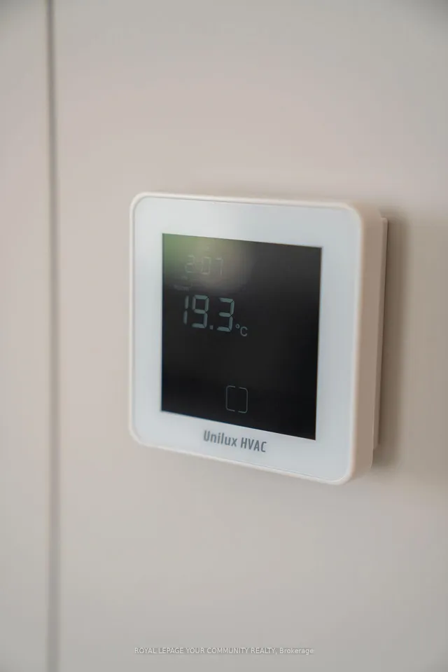 Additional image 30 of 2020 Bathurst St Unit Ph06