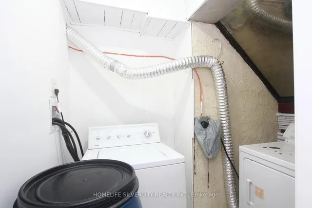 Additional image 38 of 7500 Goreway Dr Unit #37