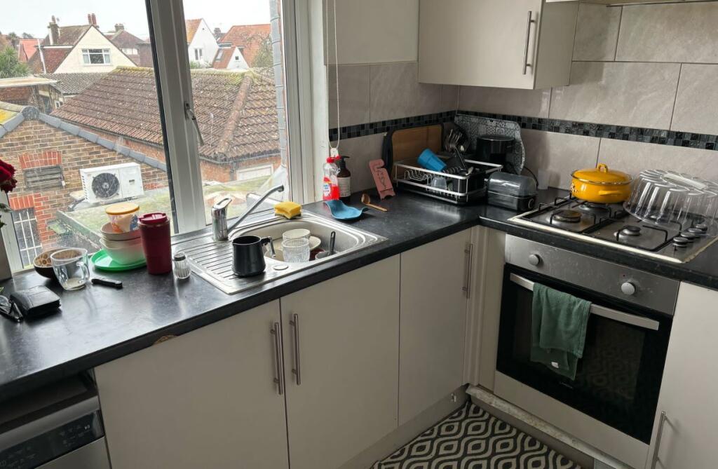 Additional image 4 of 60-62 Broadwater Road, Worthing, West Sussex, BN14 8AG