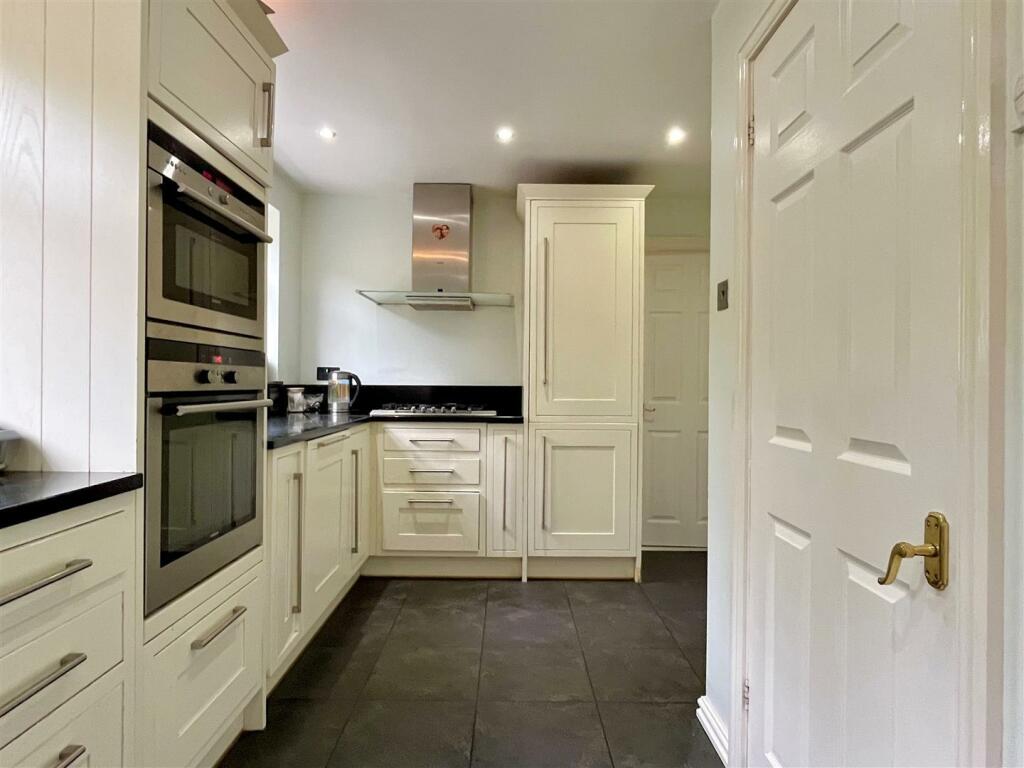 Additional image 9 of Mills Avenue, New Hall, Sutton Coldfield