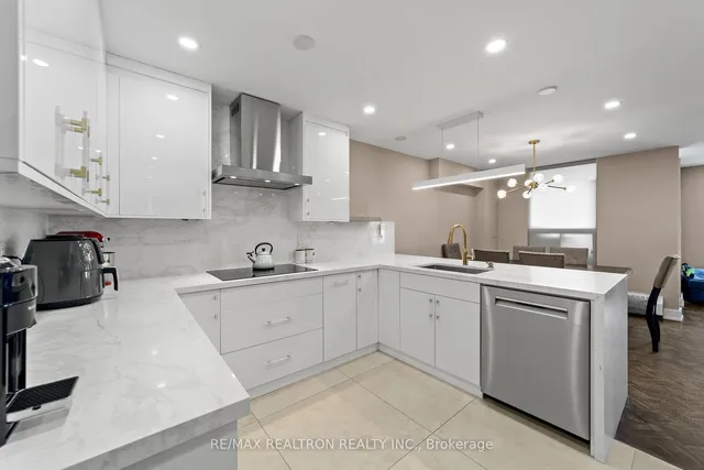 Additional image 23 of 130 Neptune Dr Unit 1501