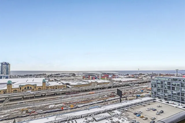 Additional image 27 of 135 East Liberty St Unit 1402