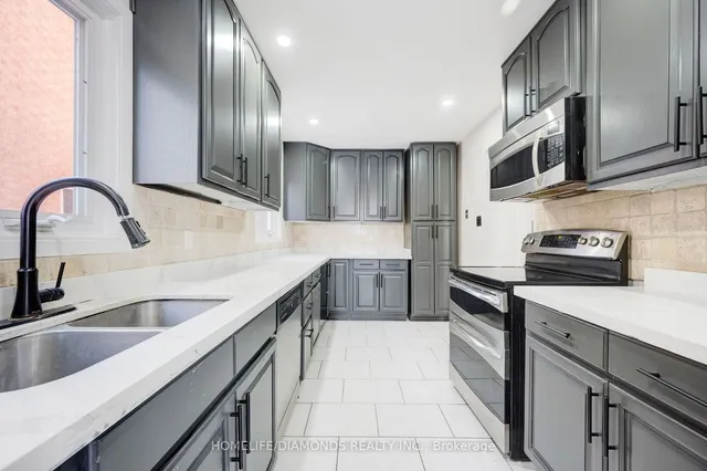 Additional image 15 of 79 Ecclestone Dr