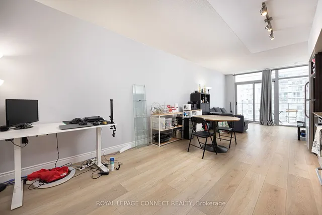 Additional image 6 of 105 The Queensway Unit 1215