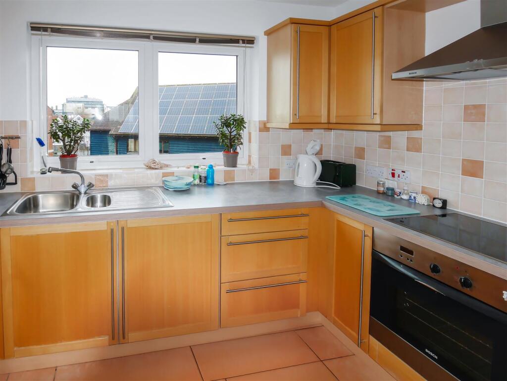 Additional image 8 of Wight Court, Surrey Street, Littlehampton