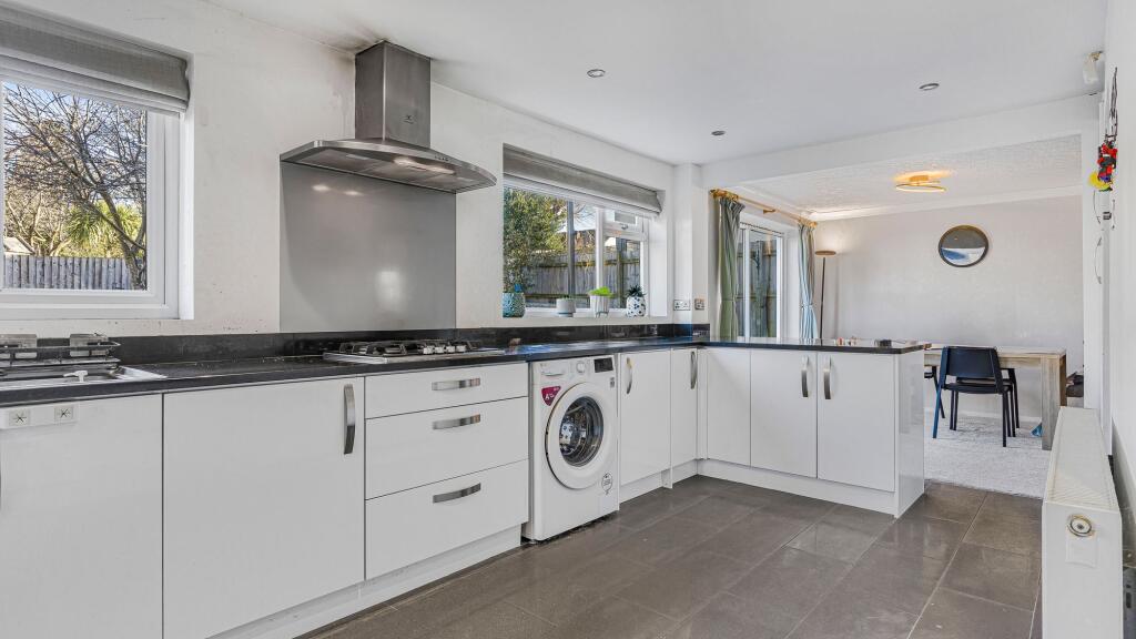 Additional image 2 of Jordan Close, Four Oaks, B75 6TU