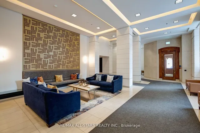 Additional image 3 of 230 King St Unit 621