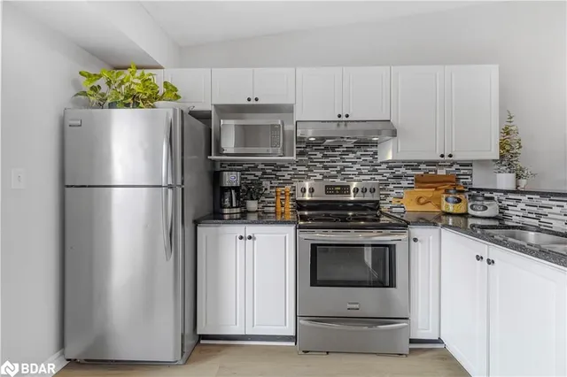 Additional image 16 of 4015 Kilmer Dr Unit 405