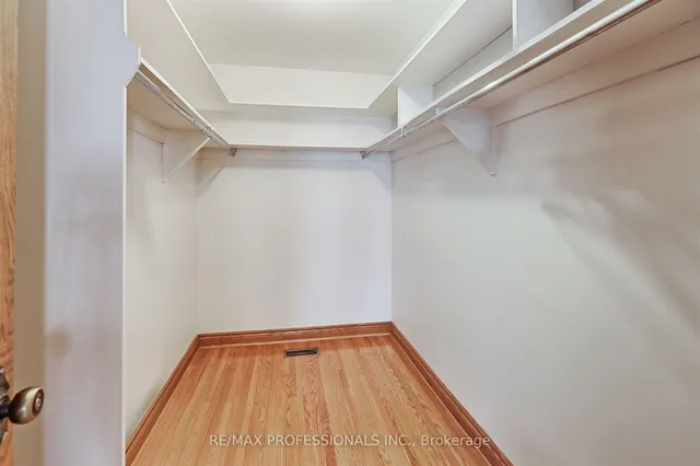 Additional image 22 of 43 Canterbury Cres