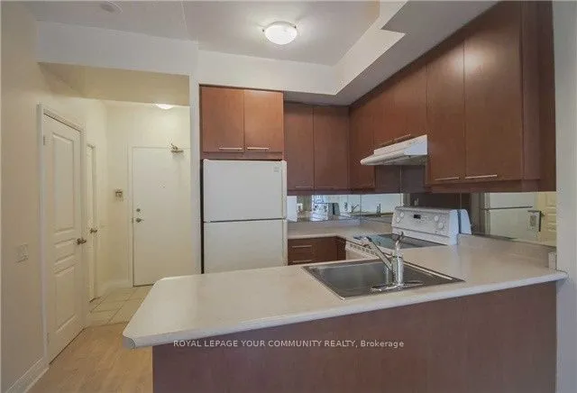 Additional image 6 of 1121 Bay St Unit 702