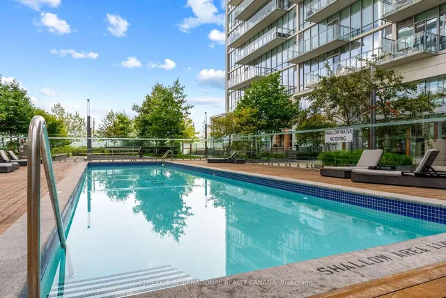 Additional image 30 of 39 Queens Quay Unit 803