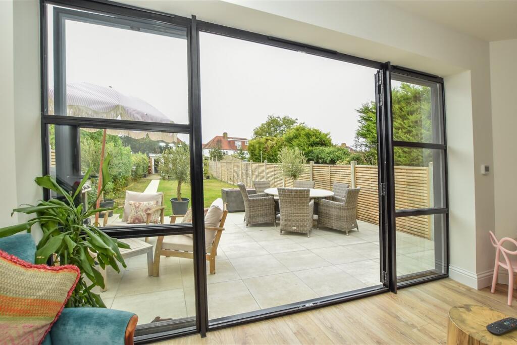Additional image 8 of Southlands Road, Bromley, BR2