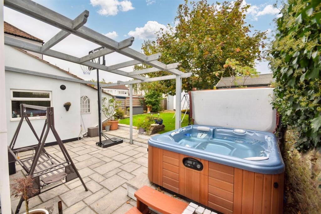 Additional image 2 of Old Barrow Hill, Shirehampton