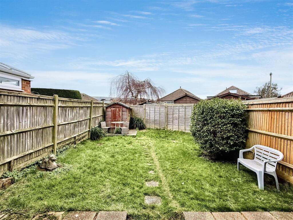 Additional image 15 of Farmlands Close, Polegate