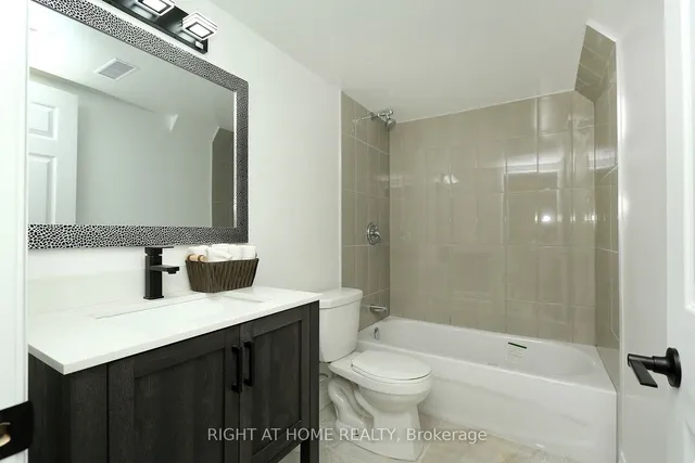 Additional image 34 of 35 Woodward Ave