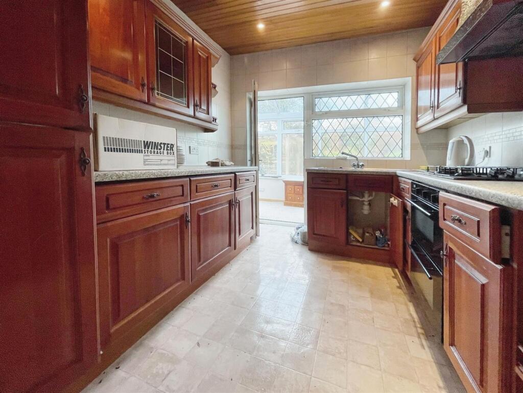 Additional image 4 of Boy Lane, Bradford, BD4 6DL