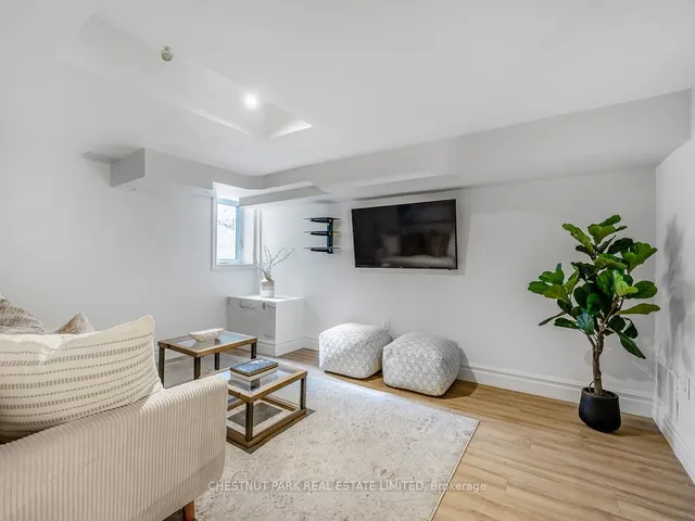 Additional image 29 of 21 Salisbury Ave