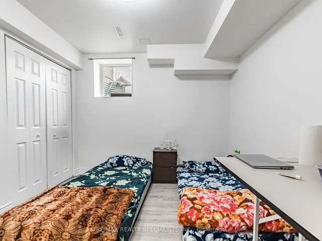 Additional image 36 of 60 Block Rd