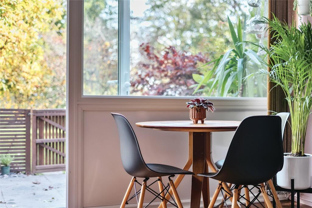 Additional image 10 of Field Close, Bromley