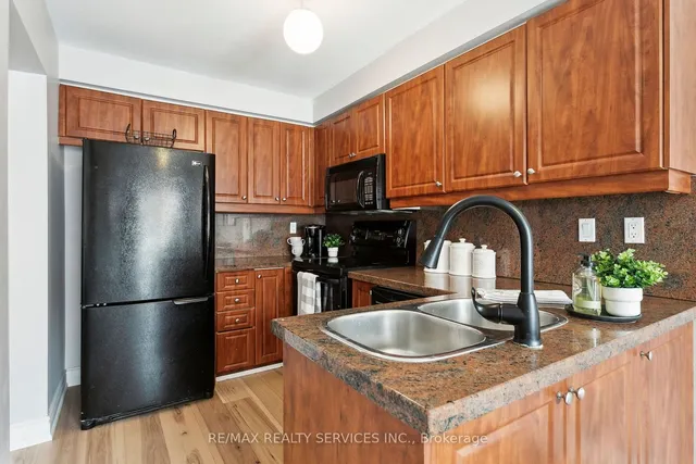 Additional image 13 of 20 Chipstead Ave
