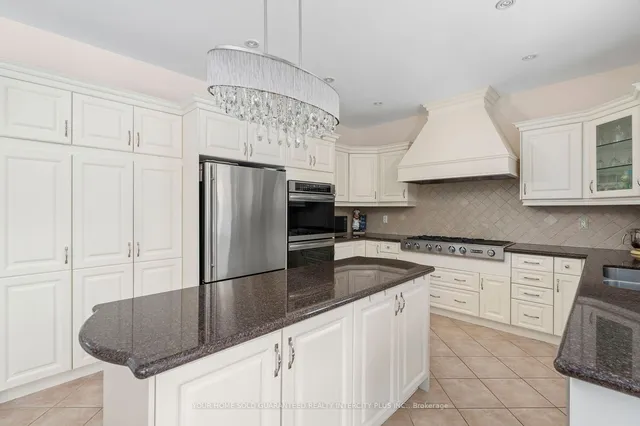 Additional image 15 of 40 Rampart Dr