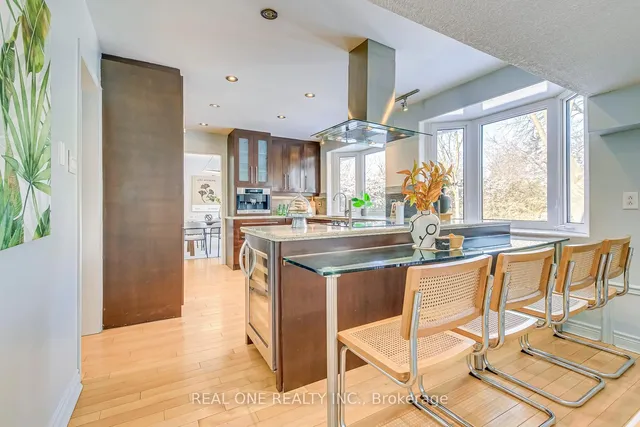 Additional image 9 of 2201 All Saints Cres