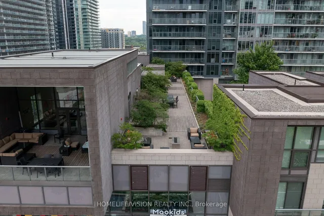 Additional image 13 of 121 MCMAHON Dr Unit 2802