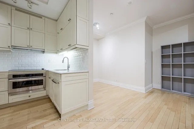 Additional image 16 of 22 Leader Lane Unit 318