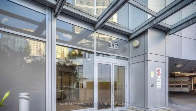 Additional image 11 of 36 Lee Centre Dr Unit 1616