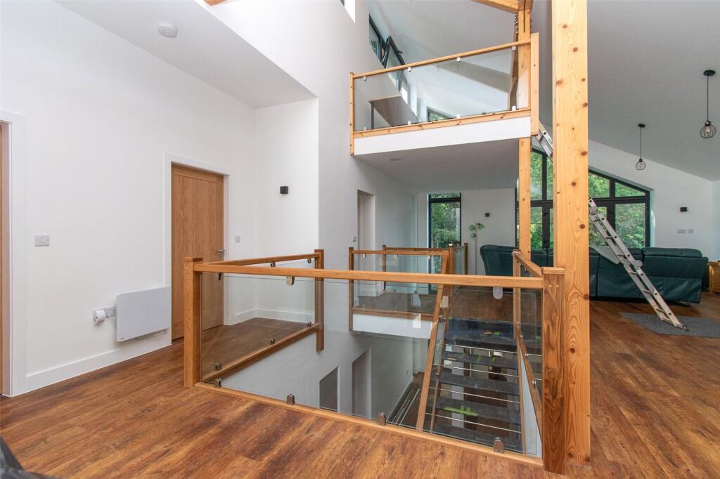 Additional image 6 of Park Street Lane, Park Street, St. Albans, Hertfordshire, AL2