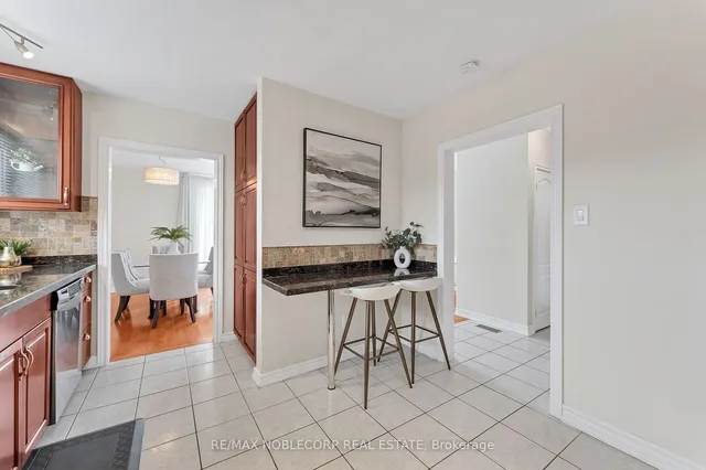 Additional image 9 of 4230 Bloor St