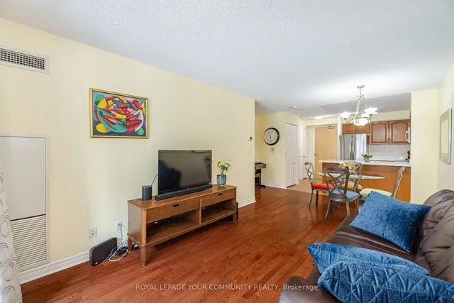 Additional image 3 of 212 Eglinton Ave Unit 506