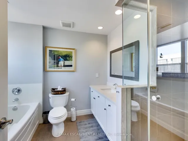 Additional image 11 of 360 PEARL St Unit 1601