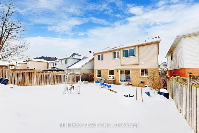 Additional image 40 of 1081 Holdsworth Cres