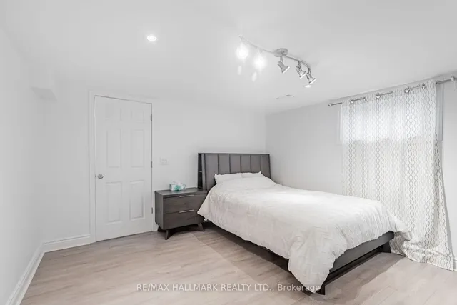 Additional image 14 of 131 Searle Ave