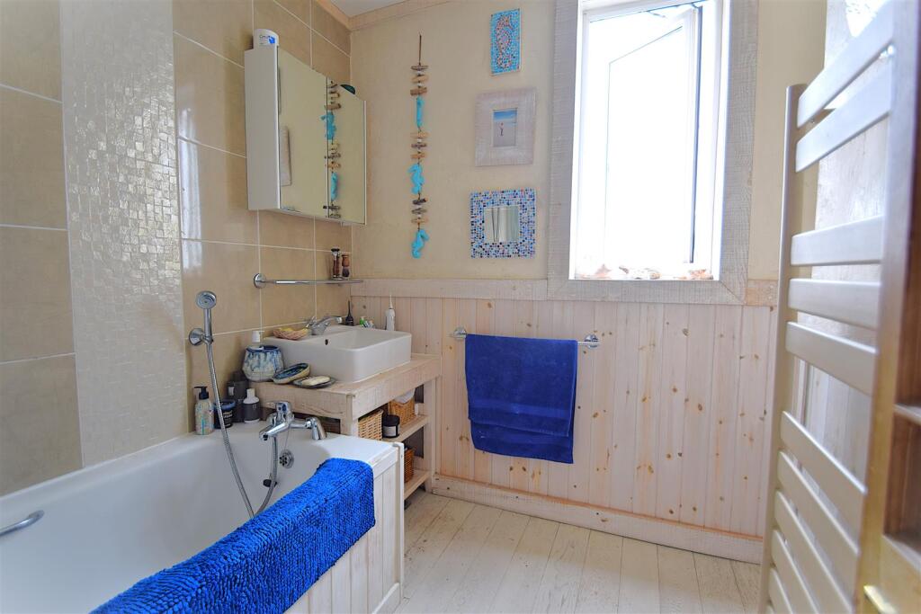 Additional image 24 of Old Barrow Hill, Shirehampton