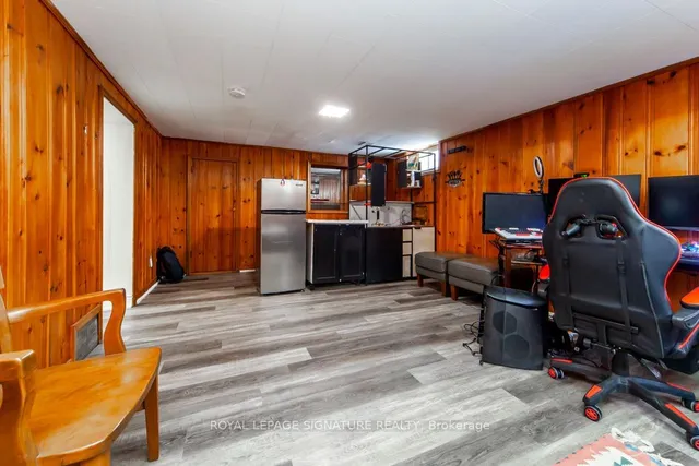 Additional image 24 of 34 Appledale Rd