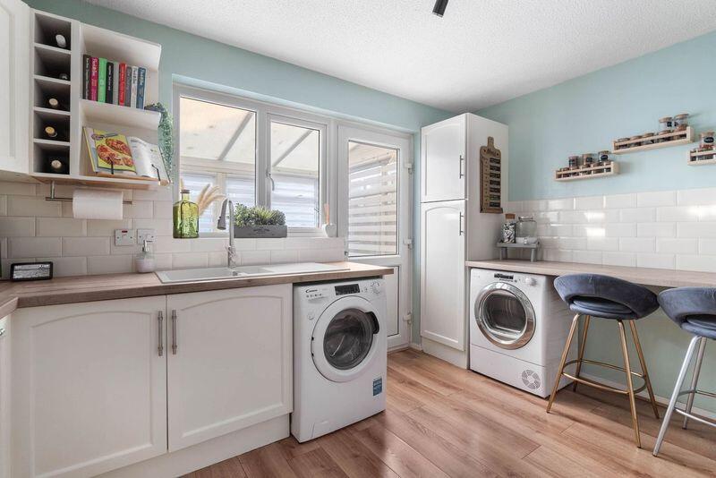 Additional image 4 of Devonish Close, Alcester, B49