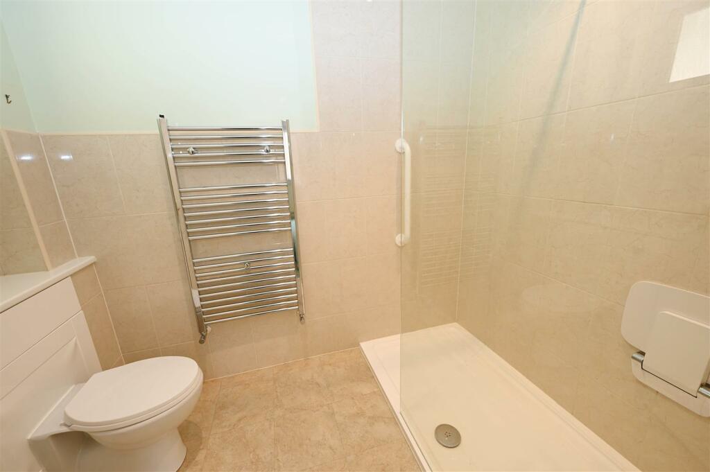 Additional image 15 of Silver Garth, Barton