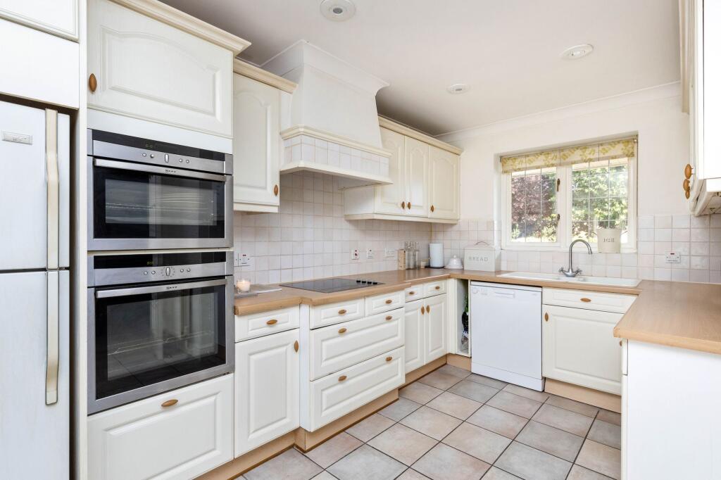 Additional image 5 of The Roundway, Rustington, BN16