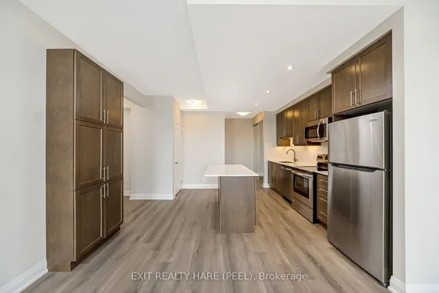 Additional image 10 of 15 Lynch St Unit 901